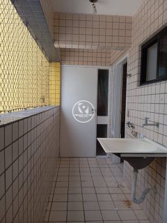 Apto à venda em Boa Viagem, com 4 Qtos sendo 2 Suítes