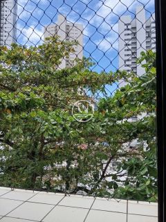 Apto à venda em Boa Viagem, com 4 Qtos sendo 2 Suítes