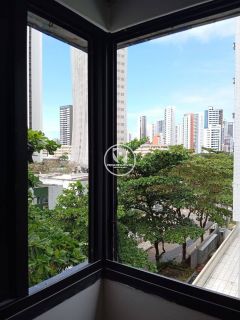 Apto à venda em Boa Viagem, com 4 Qtos sendo 2 Suítes