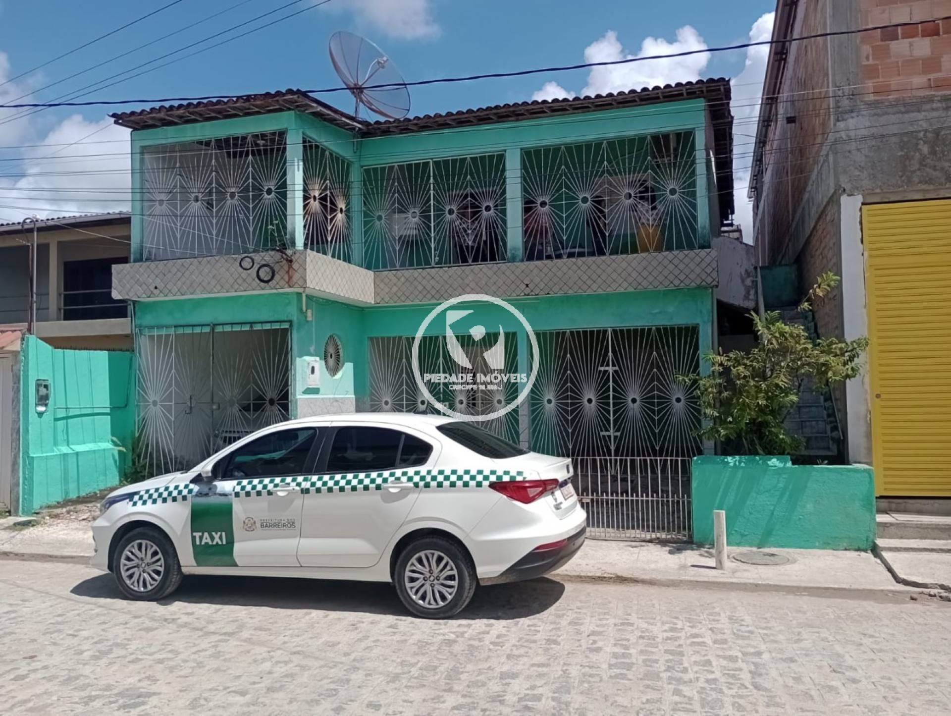 CASA TÉRREO E 1º ANDAR EM TAMANDARÉ
