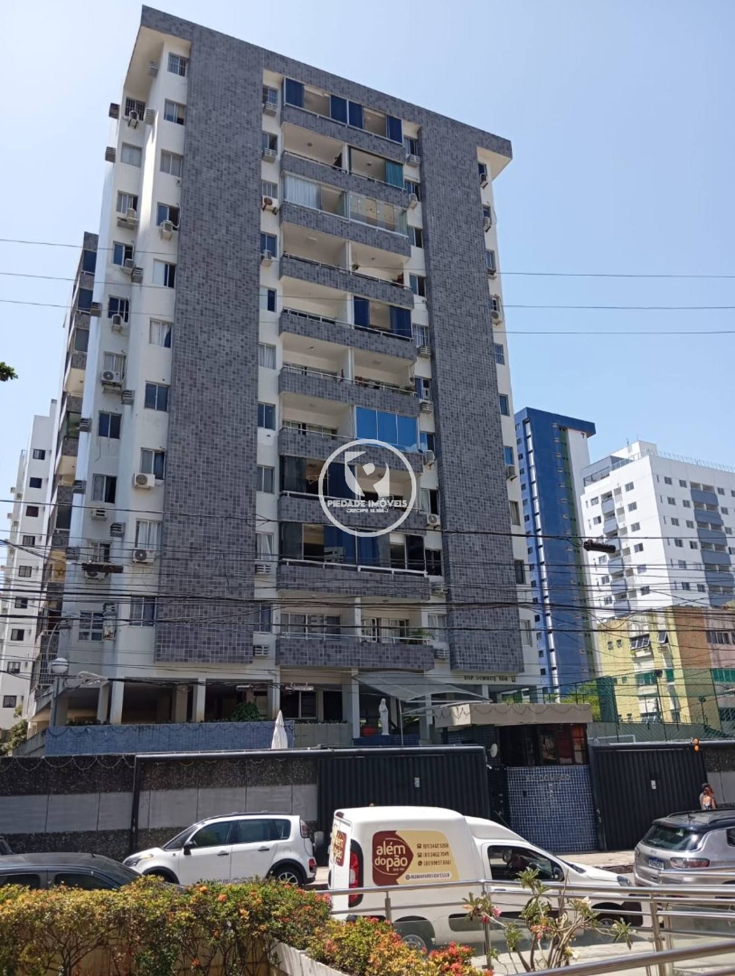 Vendo Lindo Apto 03 Quartos, 01 Suíte, Todo no Porcelanato, em Boa Viagem!