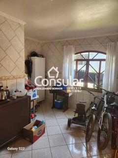 Casa Para Vender com 3 quartos no bairro Aririú em Palhoça