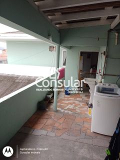 Casa Para Vender com 03 quartos no bairro Ponte do Imaruim em Palhoça