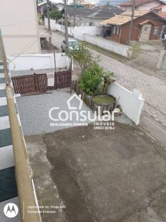 Casa Para Vender com 03 quartos no bairro Ponte do Imaruim em Palhoça