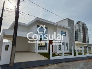 Casa Para Vender com 4 quartos 4 suítes no bairro Centro em Palhoça