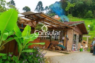 Sítio Para Vender com 03 quartos no bairro Lofferscheindt em Águas Mornas