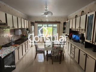 Casa à venda com 4 quartos no bairro Alto Aririu em Palhoça