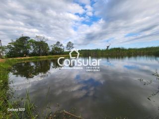 Sítio Para Alugar com 3 quartos no bairro MASSIAMBU PEQUENO em Palhoça