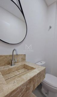 APARTAMENTO 3 SUÍTES MOBILIADO ANDAR ALTO PARA LOCAÇÃO ANUAL NA MEIA PRAIA - REF 124119