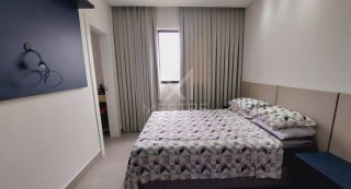 APARTAMENTO 3 SUÍTES MOBILIADO ANDAR ALTO PARA LOCAÇÃO ANUAL NA MEIA PRAIA - REF 124119