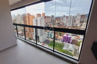 APARTAMENTO 3 SUÍTES MOBILIADO ANDAR ALTO PARA LOCAÇÃO ANUAL NA MEIA PRAIA - REF 124119
