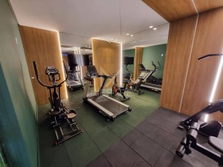 APARTAMENTO 3 SUÍTES MOBILIADO ANDAR ALTO PARA LOCAÇÃO ANUAL NA MEIA PRAIA - REF 124119