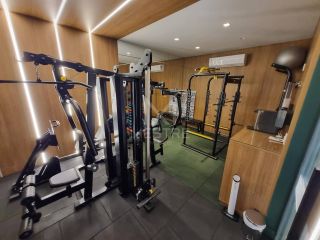 APARTAMENTO 3 SUÍTES MOBILIADO ANDAR ALTO PARA LOCAÇÃO ANUAL NA MEIA PRAIA - REF 124119