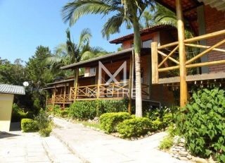 CHALÉS A 60 METROS DO MAR