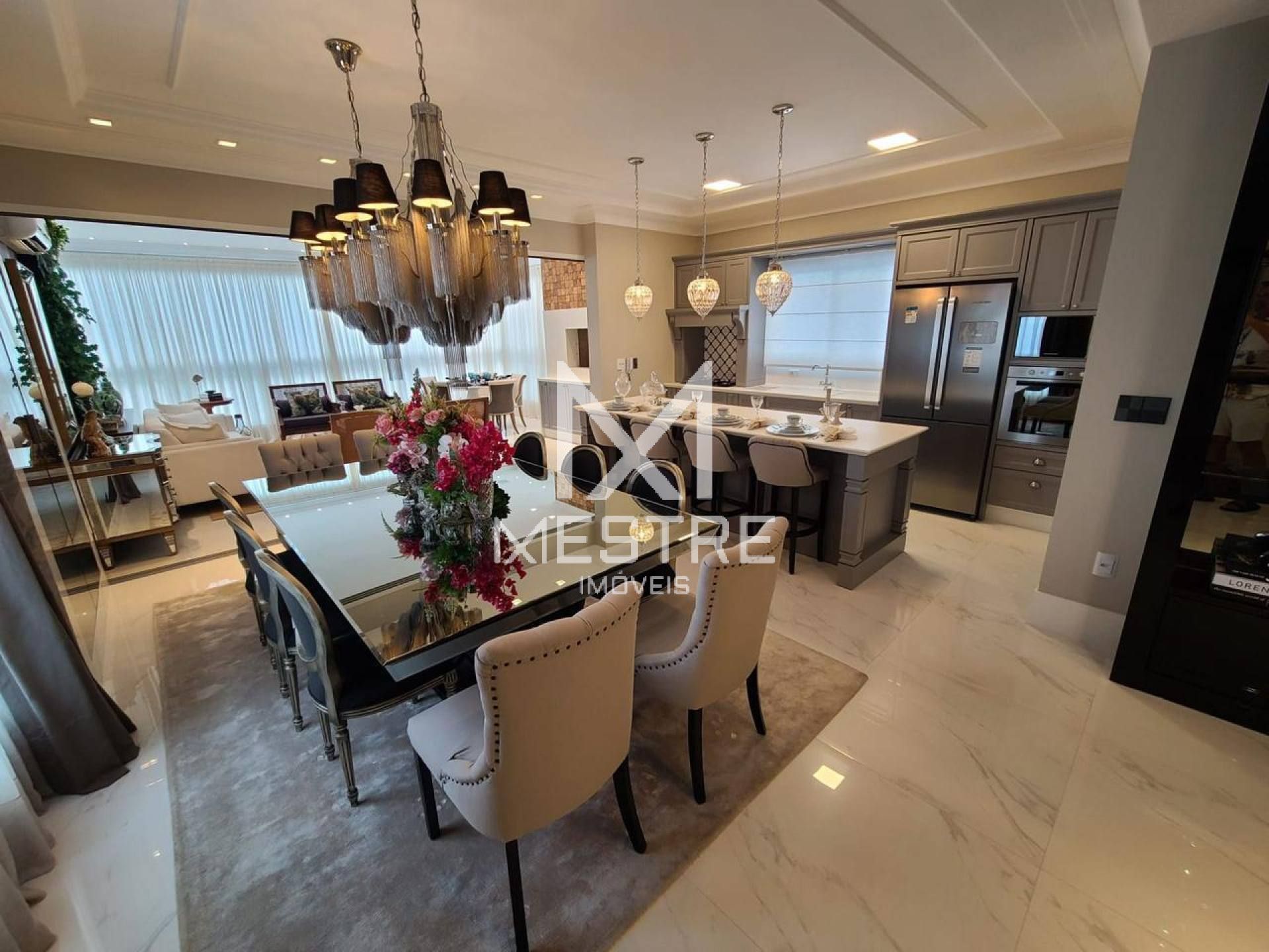 APARTAMENTO FINAMENTE MOBILIADO VISTA MAR