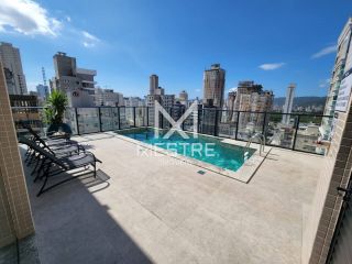 APARTAMENTO DIFERENCIADO COM 03 SUÍTES NA MEIA PRAIA