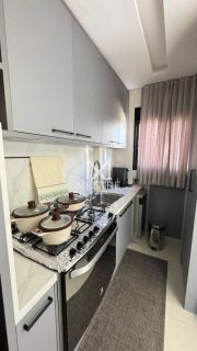 APARTAMENTO DIFERENCIADO COM 03 SUÍTES NA MEIA PRAIA