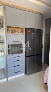 APARTAMENTO DIFERENCIADO COM 03 SUÍTES NA MEIA PRAIA
