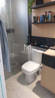 APARTAMENTO DIFERENCIADO COM 03 SUÍTES NA MEIA PRAIA