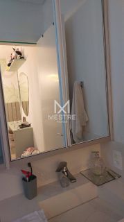 APARTAMENTO DIFERENCIADO COM 03 SUÍTES NA MEIA PRAIA