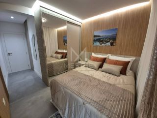 APARTAMENTO NOVO FINAMENTE MOBILIADO COM UMA VISTA MAR INCRÍVEL NO ED. GREEN COAST LOCALIZADO NO CENTRO DE ITAPEMA À VENDA