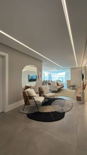 APARTAMENTO NOVO FINAMENTE MOBILIADO COM UMA VISTA MAR INCRÍVEL NO ED. GREEN COAST LOCALIZADO NO CENTRO DE ITAPEMA À VENDA