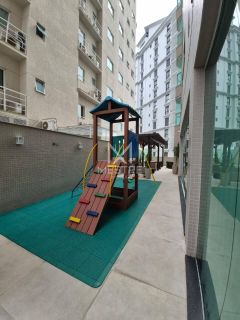 APARTAMENTO DE ALTO PADRÃO COM VISTA MAR NO ED. GREEN COAST PARA LOCAÇÃO ANUAL