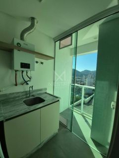 APARTAMENTO DE ALTO PADRÃO COM VISTA MAR INCRÍVEL NO ED. GREEN COAST PARA LOCAÇÃO ANUAL LOCALIZADO NO CENTRO DE ITAPEMA