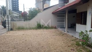 Casa de Praia pra você e sua família próximo da Orla do Balneário Perequê SC.! REF.: 190440