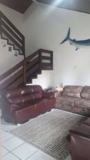 Casa de Praia pra você e sua família próximo da Orla do Balneário Perequê SC.! REF.: 190440