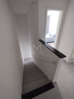 LOCAÇÃO DE TEMPORADA, À 1.300M DA ORLA DE PEREQUÊ EM PORTO BELO SC.! REF.: 194211