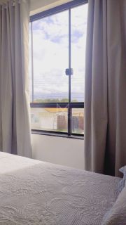 LOCAÇÃO DE TEMPORADA, À 1.300M DA ORLA DE PEREQUÊ EM PORTO BELO SC.! REF.: 194211