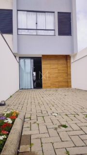 LOCAÇÃO DE TEMPORADA, À 1.300M DA ORLA DE PEREQUÊ EM PORTO BELO SC.! REF.: 194211