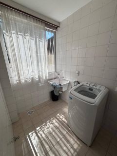 APARTAMENTO QUADRA MAR COM 3 DORMITÓRIOS MOBILIADO NA MEIA PRAIA SC.! - REF.: 194533