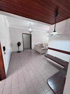 APARTAMENTO QUADRA MAR COM 3 DORMITÓRIOS MOBILIADO NA MEIA PRAIA SC.! - REF.: 194533