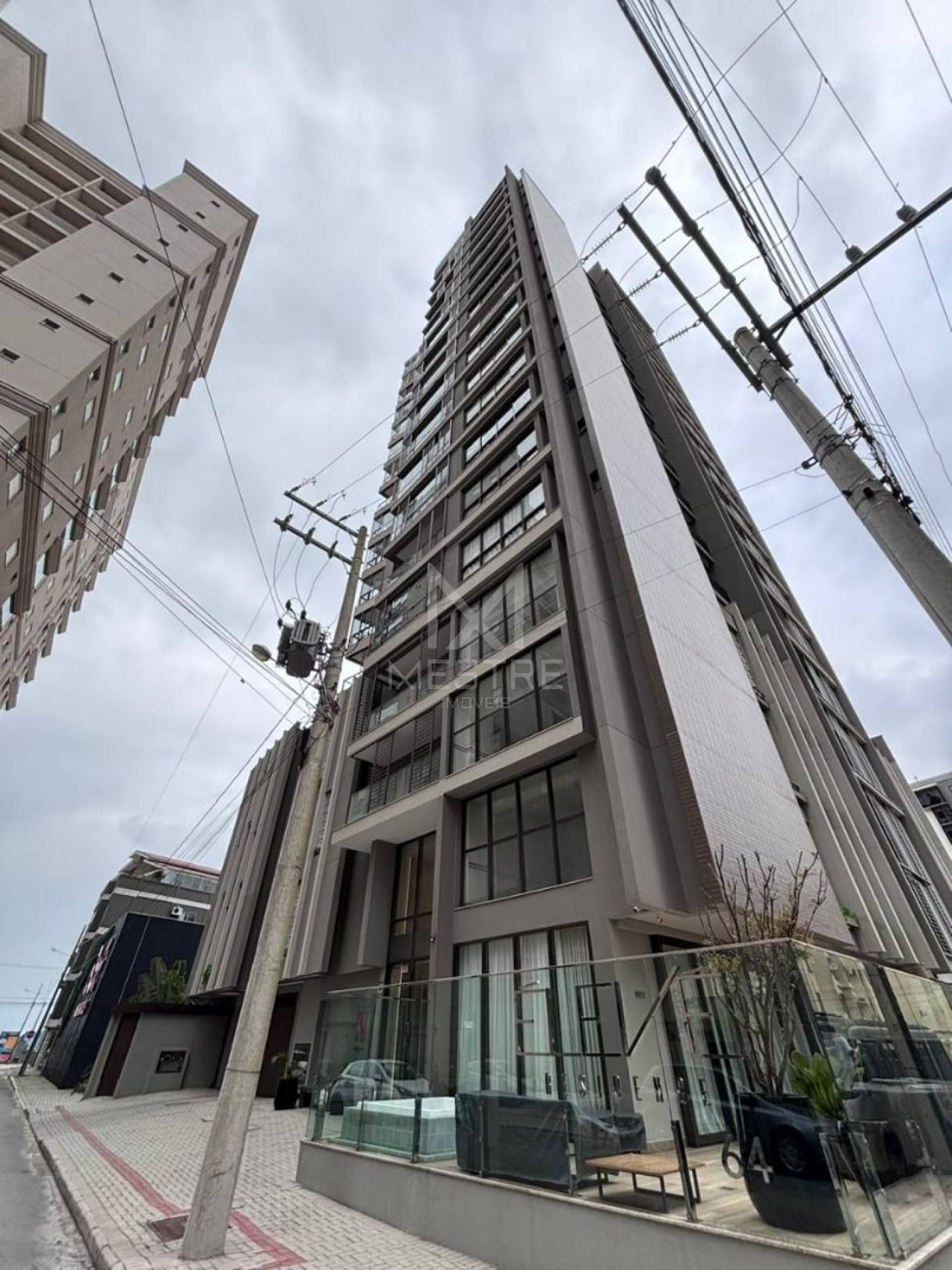 APARTAMENTO COM 03 SUÍTES E VISTA MAR PRONTO Á VENDA EM PORTO BELO