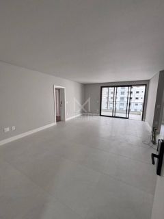 APARTAMENTO COM 03 SUÍTES E VISTA MAR PRONTO Á VENDA EM PORTO BELO