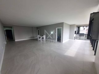 APARTAMENTO COM 03 SUÍTES À VENDA EM PORTO BELO