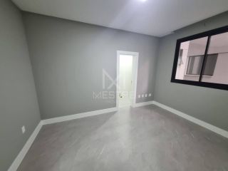 APARTAMENTO COM 03 SUÍTES À VENDA EM PORTO BELO