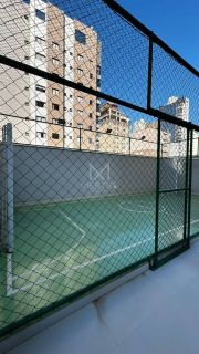 APARTAMENTO COM 03 SUÍTES À VENDA NO CORAÇÃO DA MEIA PRAIA