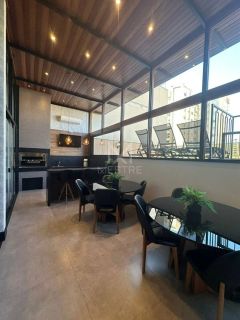 APARTAMENTO MOBILIADO COM 03 SUÍTES À VENDA NA MEIA PRAIA