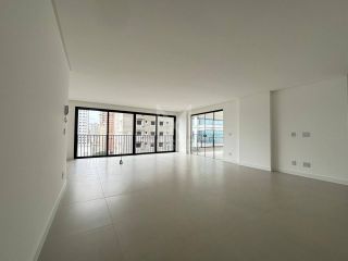 APARTAMENTO EM PORTO BELO COM 03 SUÍTES