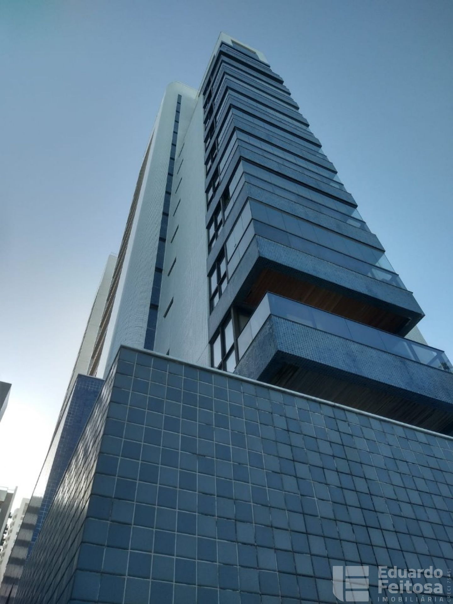 Ivani Silvestre Residence