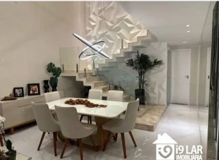 Para Você e Sua Família: Casa à Venda com 4 Suítes em Lauro de Freitas