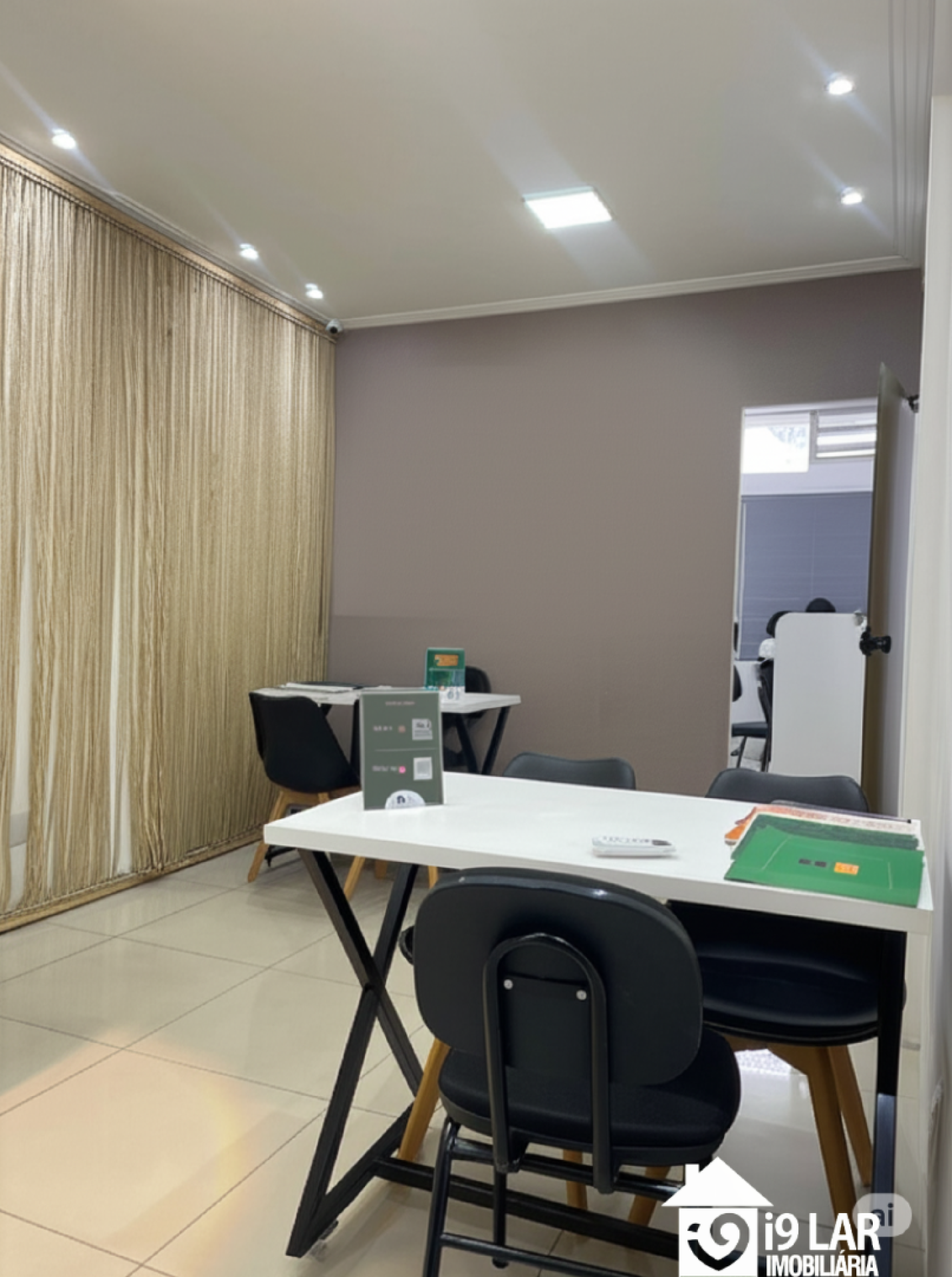 Sala Comercial Para Venda no Coração de Salvador - Av. Sete de Setembro, Edf. CenterVille