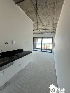 Vista Mar em Alto Padrão: Seu Novo Studio Mobiliado na Orla de Armação!