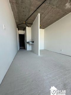 Vista Mar em Alto Padrão: Seu Novo Studio Mobiliado na Orla de Armação!