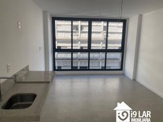 Viva no Topo da Vitória: Studio de Luxo com Rooftop e Vista Panorâmica!