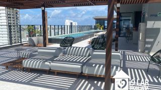 Viva no Topo da Vitória: Studio de Luxo com Rooftop e Vista Panorâmica!