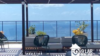 Viva no Topo da Vitória: Studio de Luxo com Rooftop e Vista Panorâmica!